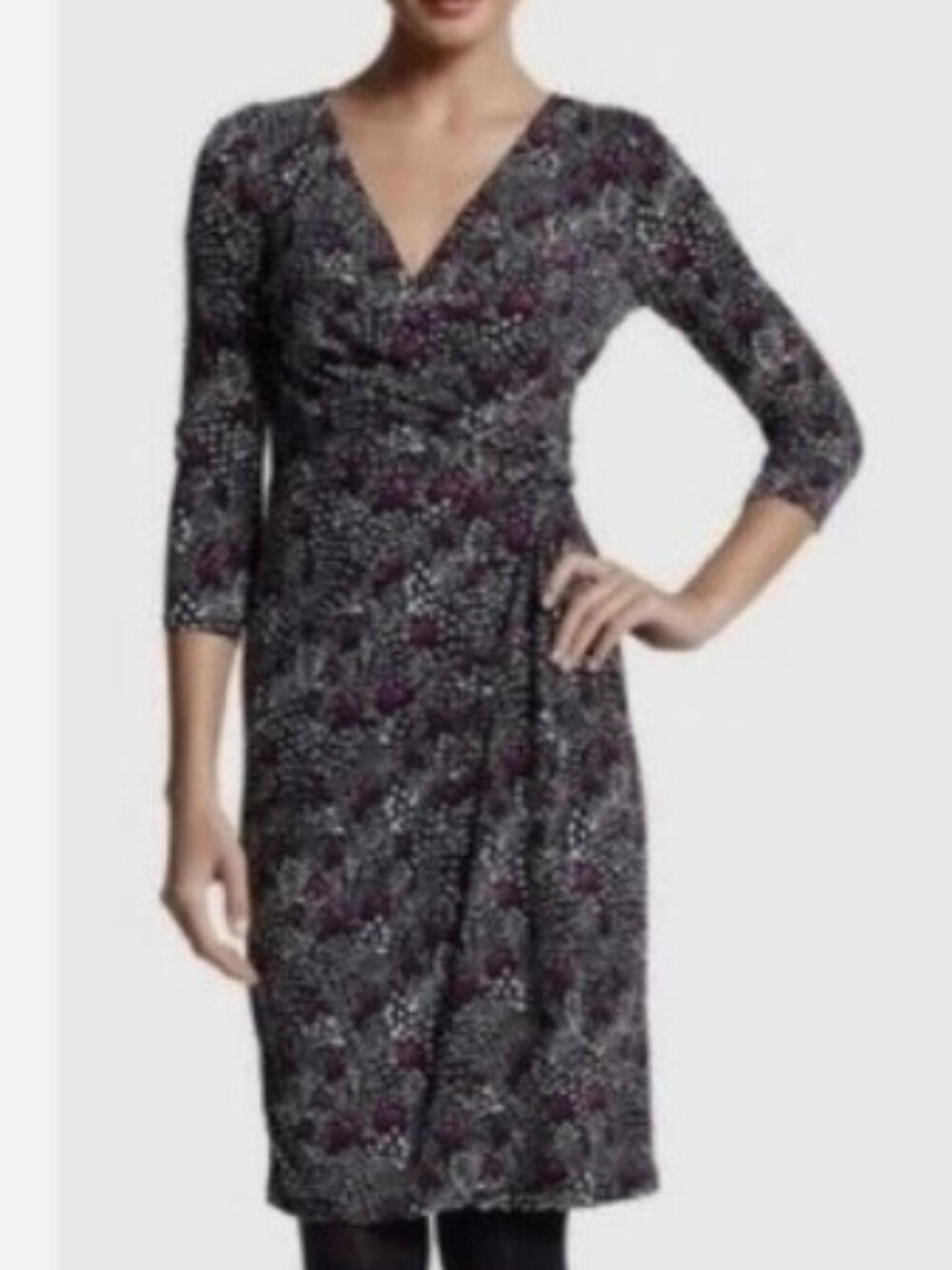 White House Black Market Soft Jersey Knit Faux Wrap Dress Geometric Print Size 6